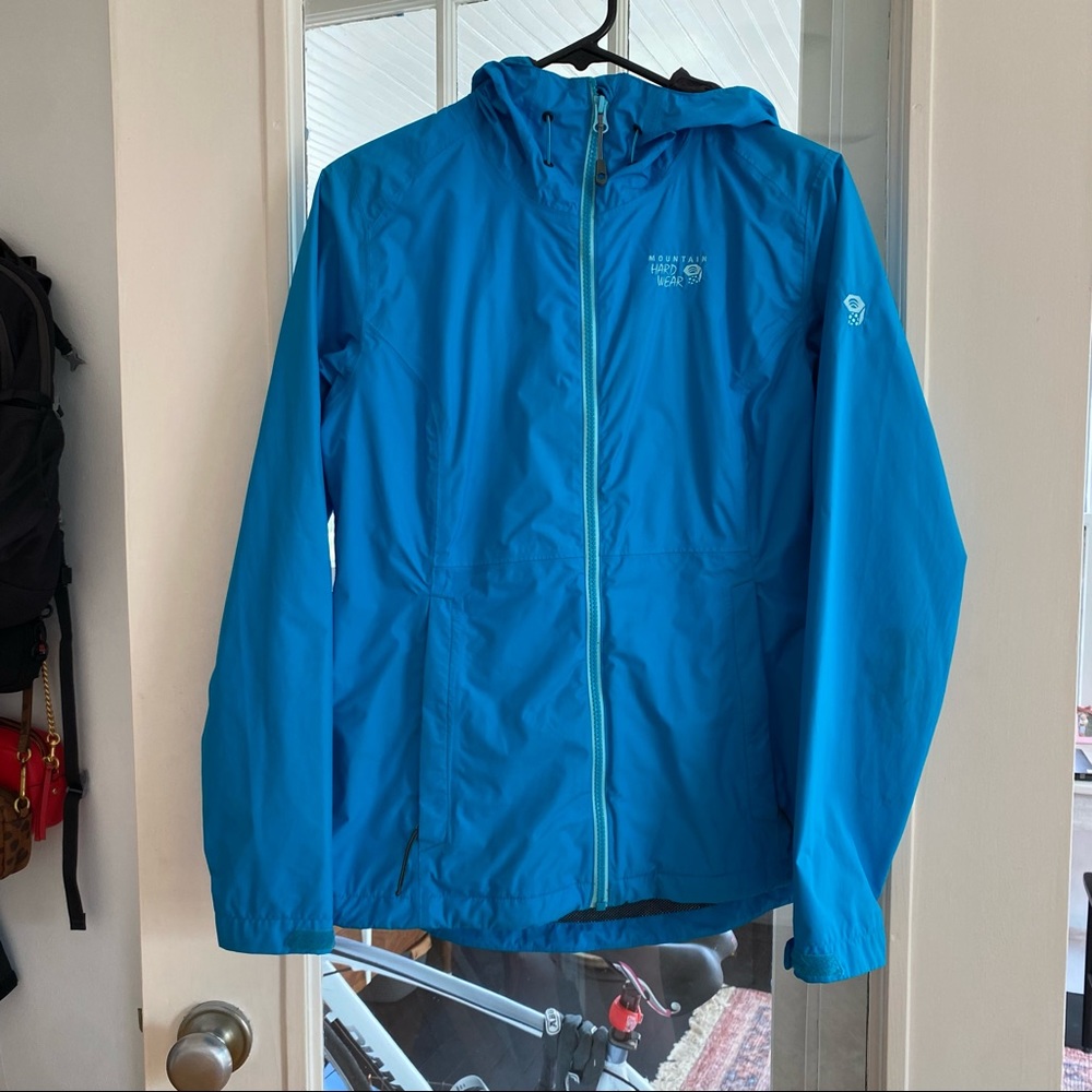 Women’s Mountain Hardwear Raincoat